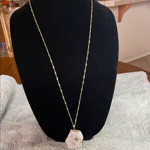 Elegant Gold Necklace with White Pendant